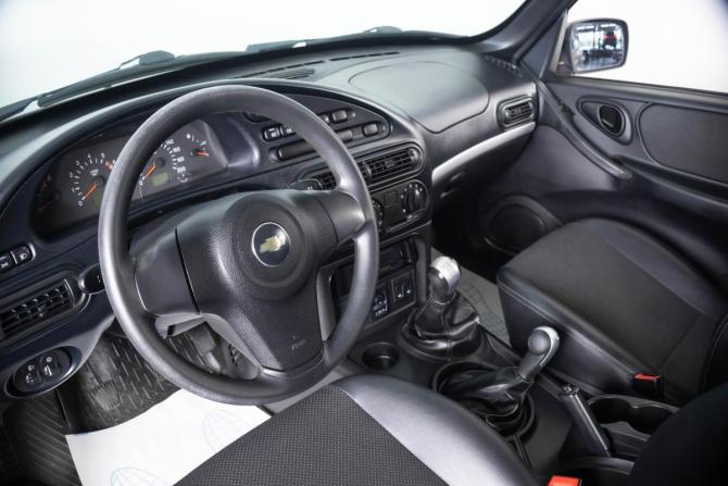 Chevrolet Niva I Рестайлинг с пробегом 2015 года, цена 499 000 рублей, 177912 км, внедорожник, Автокод Объявления