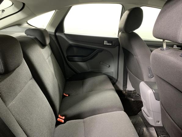 Ford Focus II Рестайлинг с пробегом 2010 года, цена 670 000 рублей, 132000 км, универсал, Автокод Объявления