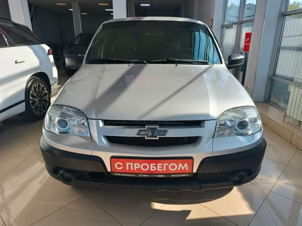 Chevrolet Niva I Рестайлинг с пробегом 2018 года, цена 775 000 рублей, 81000 км, внедорожник, Автокод Объявления