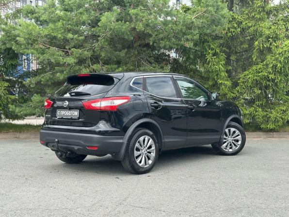 Nissan Qashqai II с пробегом 2015 года, цена 1 320 000 рублей, 133766 км, внедорожник, Автокод Объявления