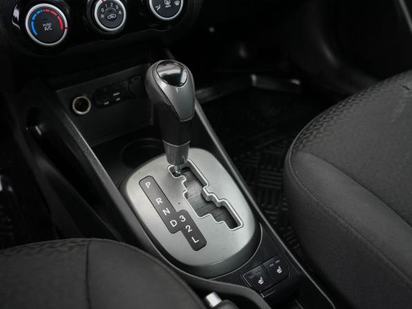 Kia Rio III Рестайлинг с пробегом 2017 года, цена 565 000 рублей, 180042 км, седан, Автокод Объявления