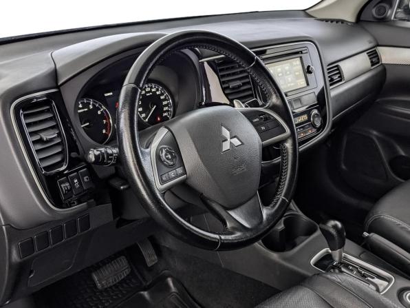 Mitsubishi Outlander III Рестайлинг с пробегом 2014 года, цена 1 440 000 рублей, 142103 км, внедорожник, Автокод Объявления