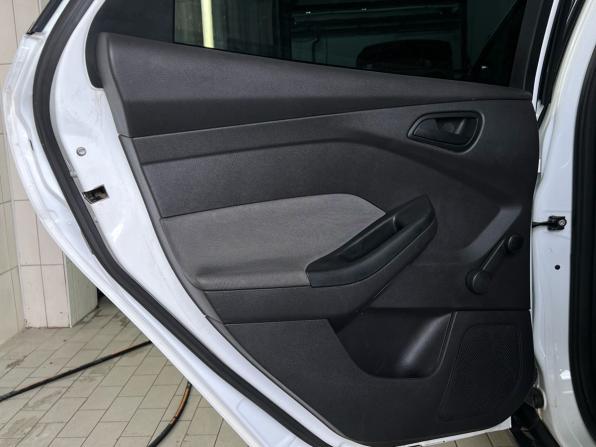 Ford Focus III с пробегом 2013 года, цена 699 000 рублей, 251797 км, хэтчбек, Автокод Объявления