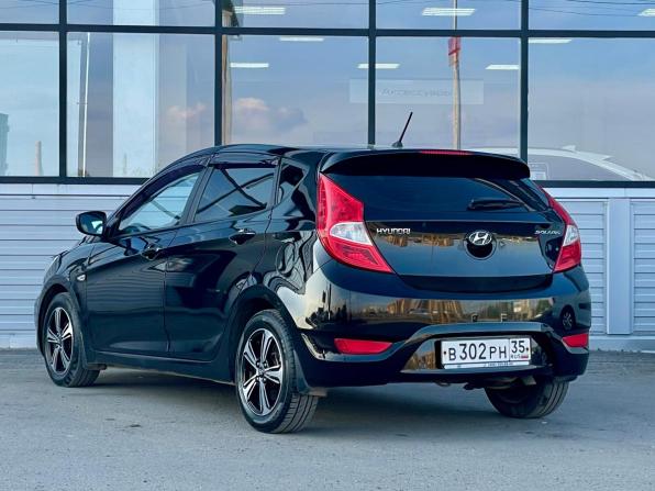 Hyundai Solaris I с пробегом 2011 года, цена 645 000 рублей, 142000 км, седан, Автокод Объявления
