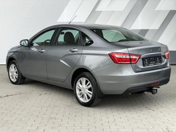 Lada (ВАЗ) Vesta I с пробегом 2019 года, цена 888 000 рублей, 122808 км, седан, Автокод Объявления