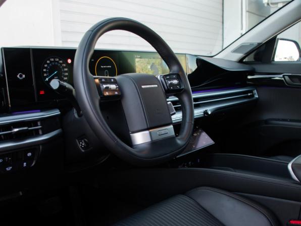 Hyundai Grandeur VII с пробегом 2023 года, цена 3 798 000 рублей, 6485 км, седан, Автокод Объявления