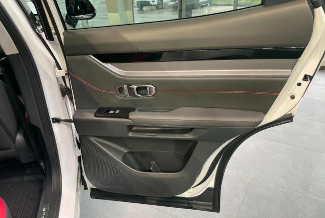 JETOUR DASHING I с пробегом 2024 года, цена 2 761 200 рублей, 8193 км, внедорожник, Автокод Объявления