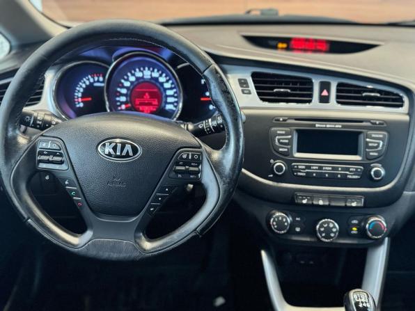 Kia Ceed II с пробегом 2013 года, цена 899 999 рублей, 188986 км, хэтчбек, Автокод Объявления