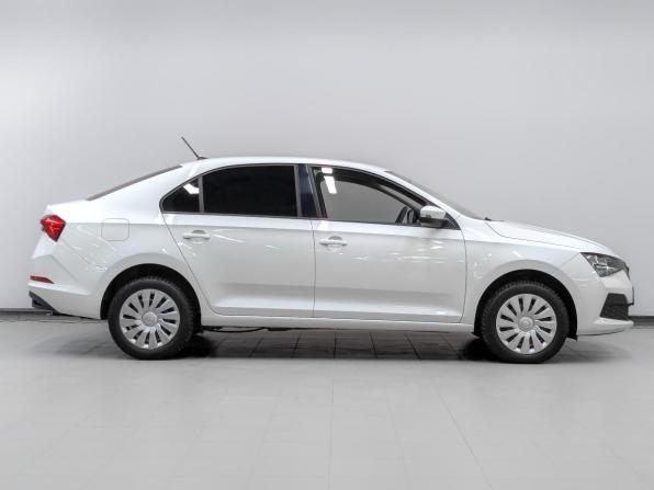 Skoda Rapid II с пробегом 2021 года, цена 1 679 000 рублей, 69993 км, лифтбек, Автокод Объявления