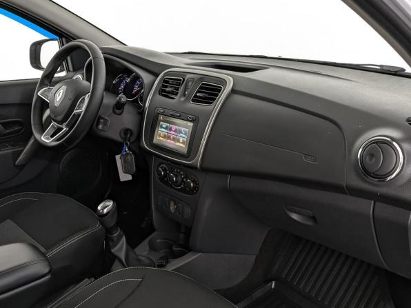 Renault Sandero II Рестайлинг с пробегом 2022 года, цена 1 525 000 рублей, 13800 км, хэтчбек, Автокод Объявления