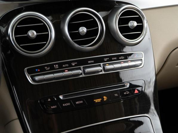 Mercedes-Benz GLC I (X253) с пробегом 2019 года, цена 3 149 999 рублей, 99582 км, внедорожник, Автокод Объявления