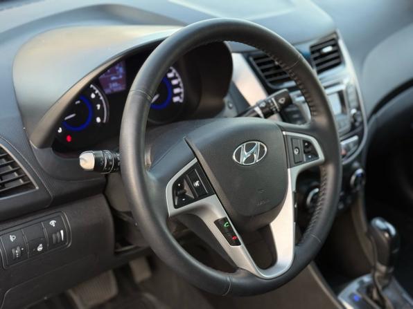 Hyundai Solaris I Рестайлинг с пробегом 2014 года, цена 1 150 000 рублей, 92125 км, седан, Автокод Объявления