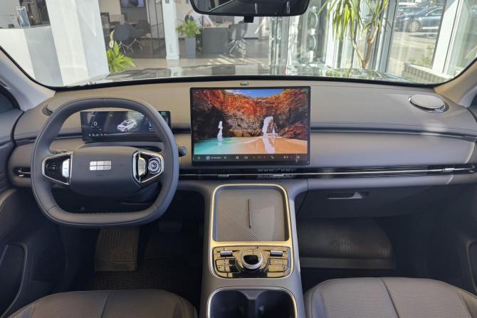Новый Geely EX5 Гибрид 2026 года, цена 3 619 990 рублей, внедорожник, Автокод Объявления