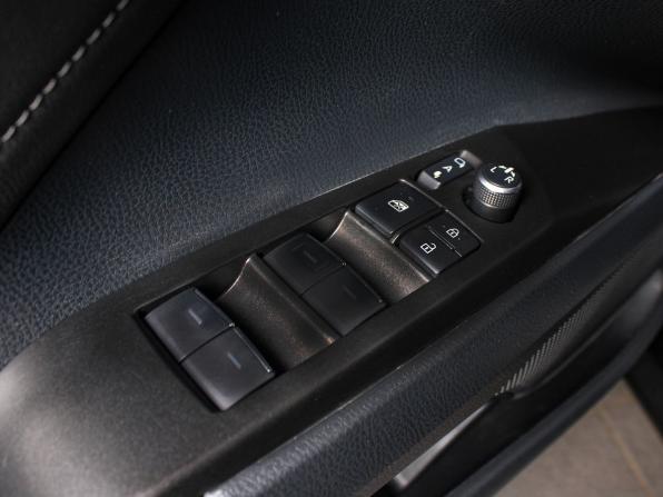 Toyota Camry VIII (XV70) Рестайлинг с пробегом 2021 года, цена 3 050 000 рублей, 71300 км, седан, Автокод Объявления