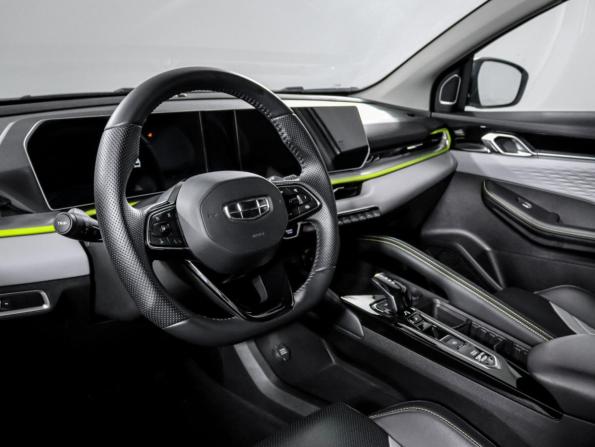 Geely Coolray I Рестайлинг с пробегом 2023 года, цена 2 150 000 рублей, 27000 км, внедорожник, Автокод Объявления