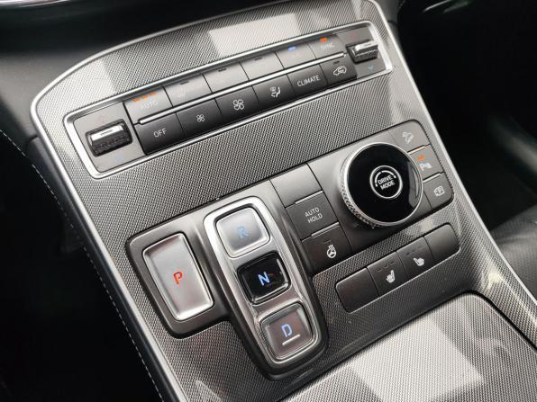 Hyundai Santa Fe IV Рестайлинг с пробегом 2021 года, цена 2 719 000 рублей, 157600 км, внедорожник, Автокод Объявления