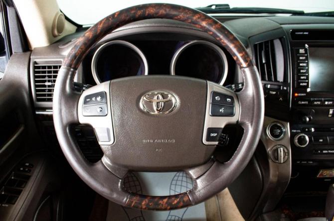 Toyota Land Cruiser 200 Series с пробегом 2007 года, цена 1 889 000 рублей, 401000 км, внедорожник, Автокод Объявления