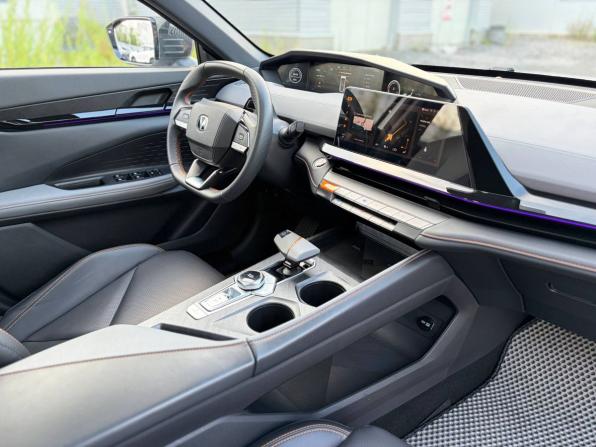 Changan UNI-V I с пробегом 2023 года, цена 2 095 000 рублей, 66000 км, лифтбек, Автокод Объявления