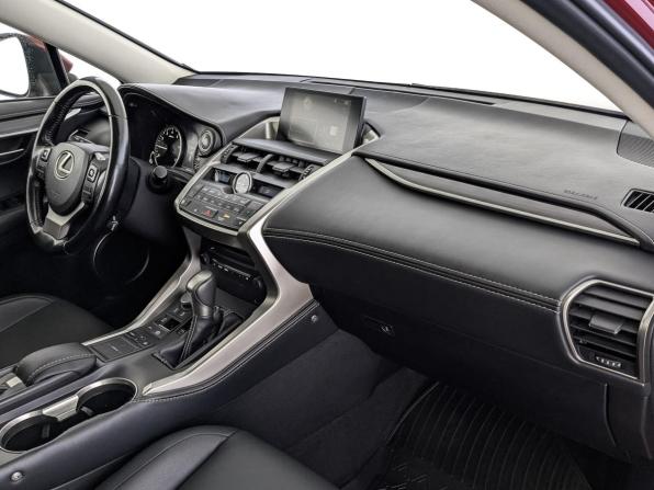 Lexus NX I с пробегом 2016 года, цена 2 890 000 рублей, 68441 км, внедорожник, Автокод Объявления