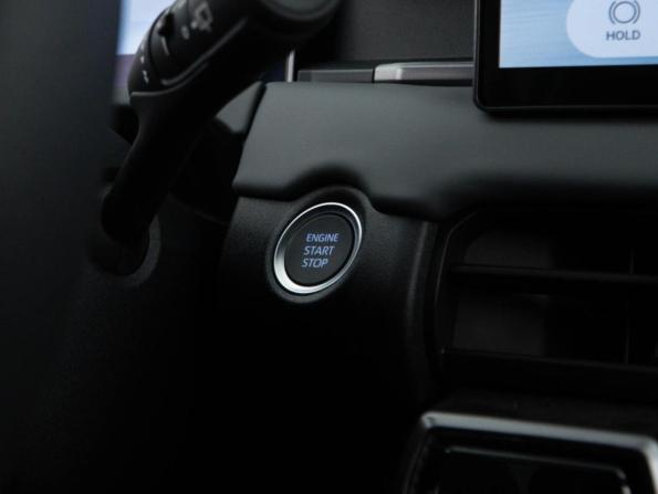 Toyota RAV4 VI (XA60) с пробегом 2026 года, цена 4 380 050 рублей, 8 км, внедорожник, Автокод Объявления