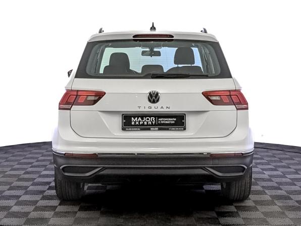 Volkswagen Tiguan II Рестайлинг с пробегом 2021 года, цена 2 590 000 рублей, 73888 км, внедорожник, Автокод Объявления