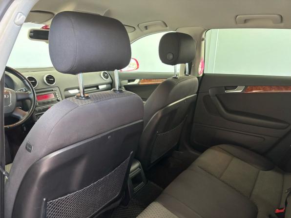 Audi A3 II (8P) Рестайлинг 2 с пробегом 2010 года, цена 959 000 рублей, 180264 км, хэтчбек, Автокод Объявления