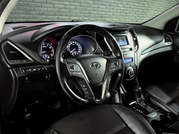 Hyundai Santa Fe III Рестайлинг с пробегом 2016 года, цена 2 150 000 рублей, 213671 км, внедорожник, Автокод Объявления