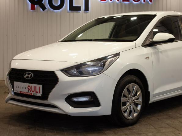 Hyundai Solaris II с пробегом 2018 года, цена 1 265 000 рублей, 161253 км, седан, Автокод Объявления