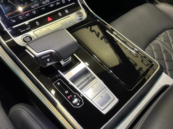 Audi Q7 II (4M) Рестайлинг 2 с пробегом 2024 года, цена 10 990 000 рублей, 40337 км, внедорожник, Автокод Объявления