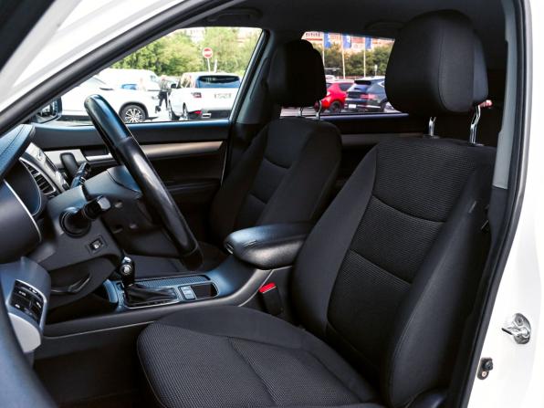 Kia Sorento II Рестайлинг с пробегом 2015 года, цена 1 799 000 рублей, 248805 км, внедорожник, Автокод Объявления
