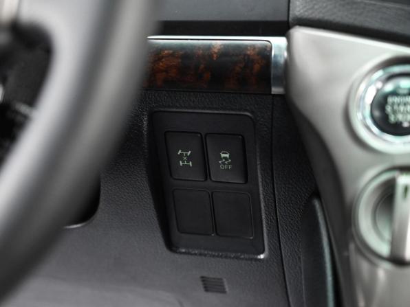 Toyota Land Cruiser 200 Series с пробегом 2011 года, цена 2 319 000 рублей, 150048 км, внедорожник, Автокод Объявления