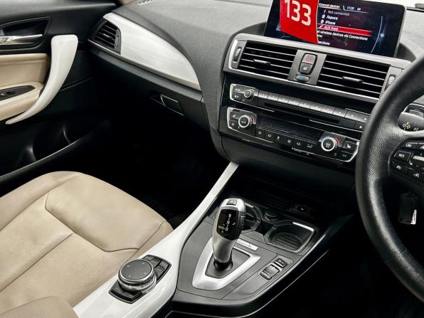 BMW 1 серии II (F20/F21) Рестайлинг с пробегом 2015 года, цена 1 400 000 рублей, 76031 км, хэтчбек, Автокод Объявления