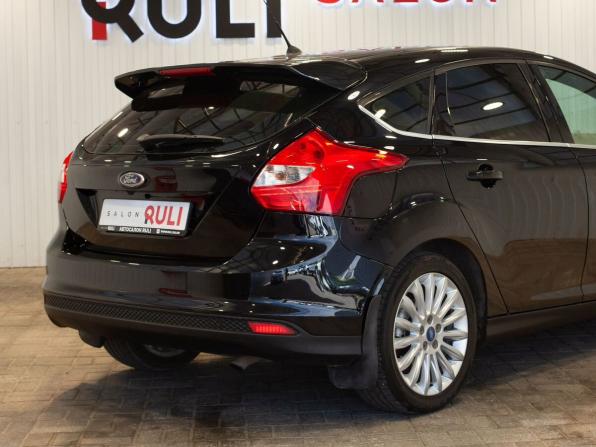 Ford Focus III с пробегом 2012 года, цена 995 000 рублей, 156159 км, хэтчбек, Автокод Объявления