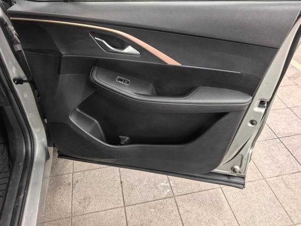 Omoda C5 I с пробегом 2023 года, цена 1 690 000 рублей, 31100 км, внедорожник, Автокод Объявления