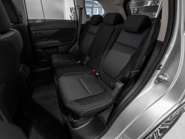Mitsubishi Outlander III Рестайлинг 3 с пробегом 2021 года, цена 2 645 000 рублей, 47360 км, внедорожник, Автокод Объявления