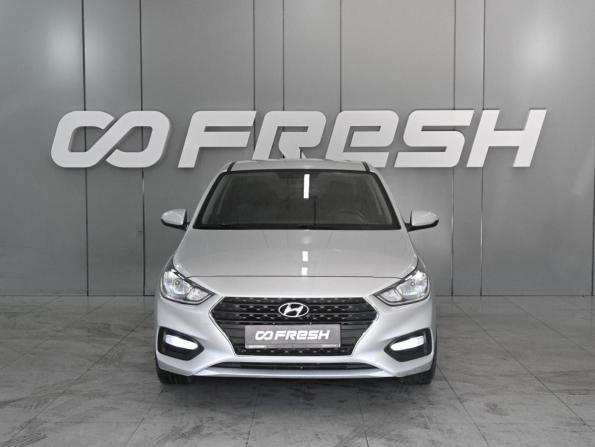 Hyundai Solaris II с пробегом 2018 года, цена 1 529 000 рублей, 119587 км, седан, Автокод Объявления