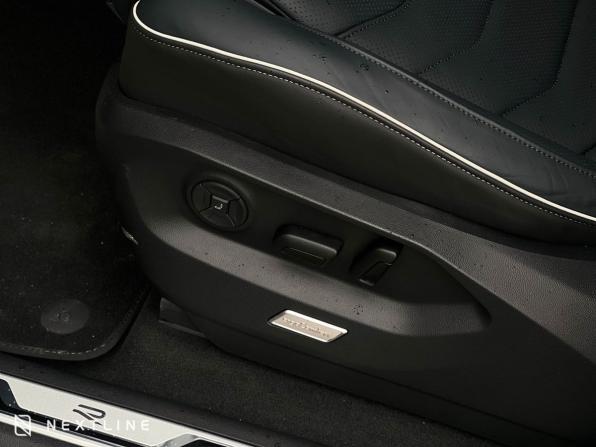Новый Volkswagen Touareg III Рестайлинг 2025 года, цена 15 690 000 рублей, внедорожник, Автокод Объявления