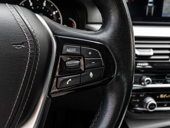 BMW 5 серии VII (G30/G31/G38) с пробегом 2017 года, цена 3 245 000 рублей, 188897 км, седан, Автокод Объявления