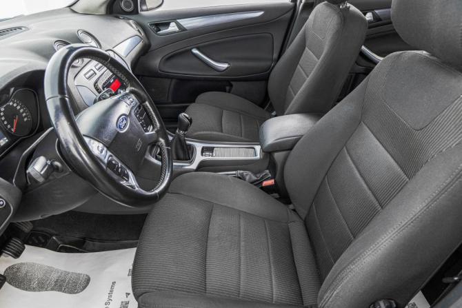 Ford Mondeo IV Рестайлинг с пробегом 2012 года, цена 699 000 рублей, 230000 км, седан, Автокод Объявления