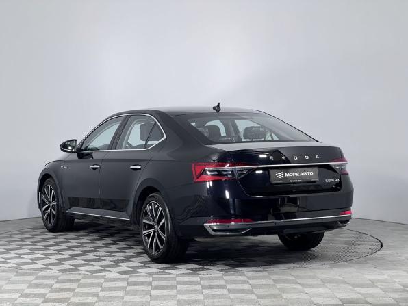 Skoda Superb III Рестайлинг с пробегом 2025 года, цена 3 450 000 рублей, 1543 км, лифтбек, Автокод Объявления