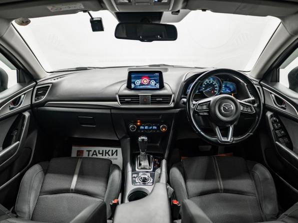 Mazda Axela III Рестайлинг с пробегом 2017 года, цена 1 100 000 рублей, 175166 км, хэтчбек, Автокод Объявления