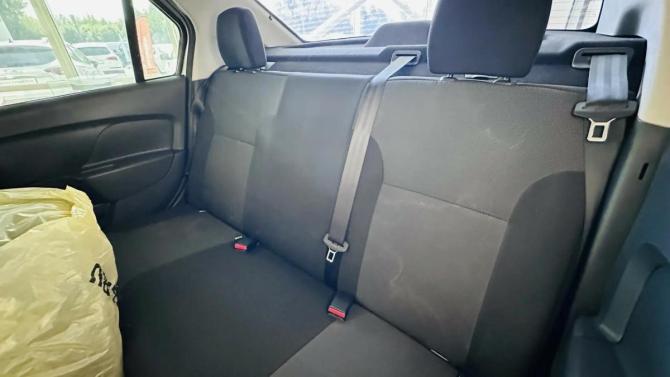 Renault Logan II с пробегом 2016 года, цена 715 000 рублей, 84000 км, седан, Автокод Объявления