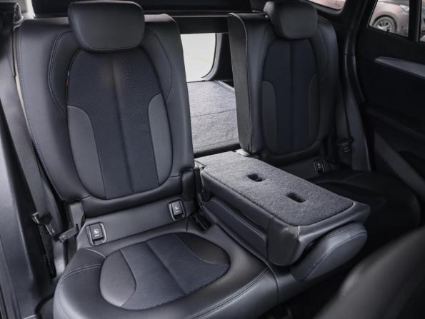 BMW X1 II (F48) Рестайлинг с пробегом 2019 года, цена 2 899 000 рублей, 110838 км, внедорожник, Автокод Объявления
