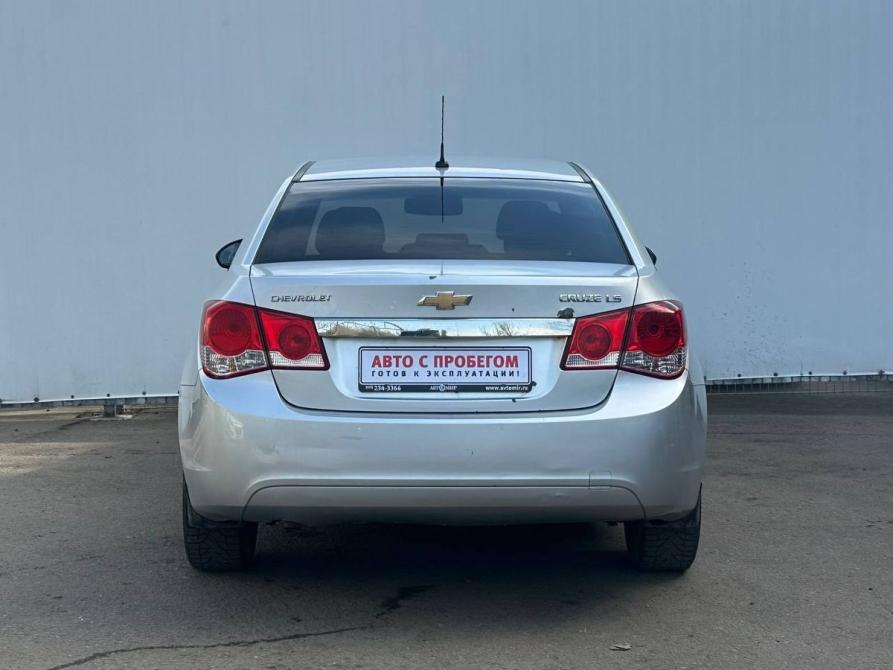 Chevrolet Cruze I Рестайлинг Москва  - изображение 6