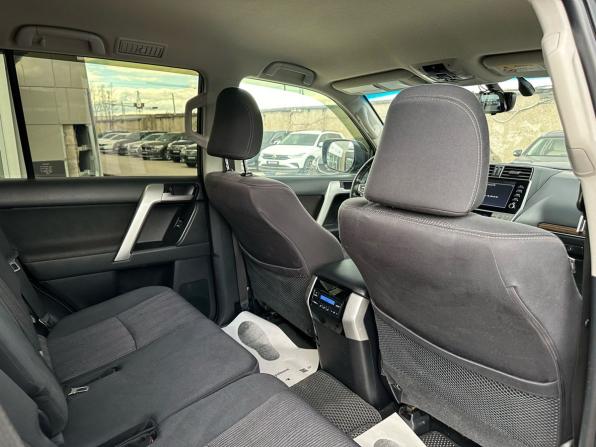 Toyota Land Cruiser Prado 150 Series Рестайлинг 3 с пробегом 2021 года, цена 6 170 000 рублей, 126489 км, внедорожник, Автокод Объявления