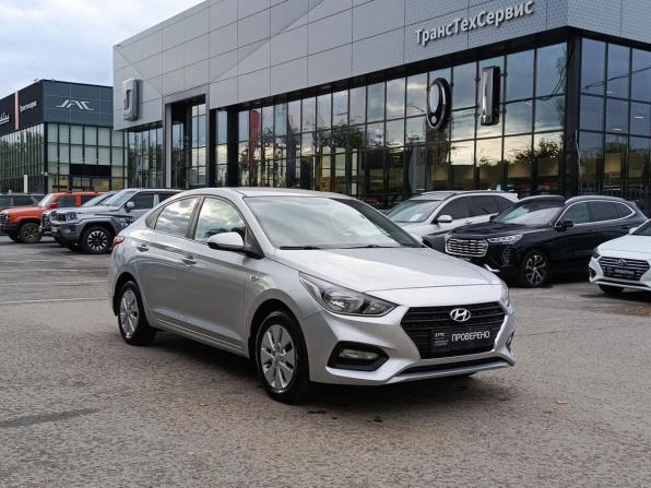 Hyundai Solaris II с пробегом 2017 года, цена 1 130 000 рублей, 123028 км, седан, Автокод Объявления