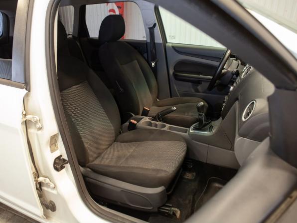 Ford Focus II Рестайлинг с пробегом 2010 года, цена 505 000 рублей, 216911 км, универсал, Автокод Объявления