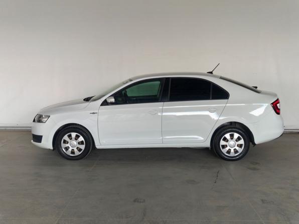 Skoda Rapid I Рестайлинг с пробегом 2019 года, цена 1 085 000 рублей, 135527 км, лифтбек, Автокод Объявления