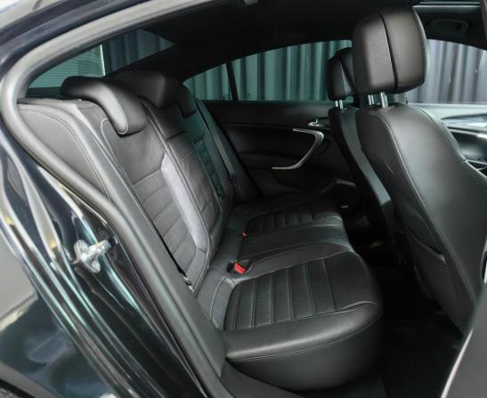 Opel Insignia I Рестайлинг с пробегом 2013 года, цена 1 650 000 рублей, 153741 км, седан, Автокод Объявления