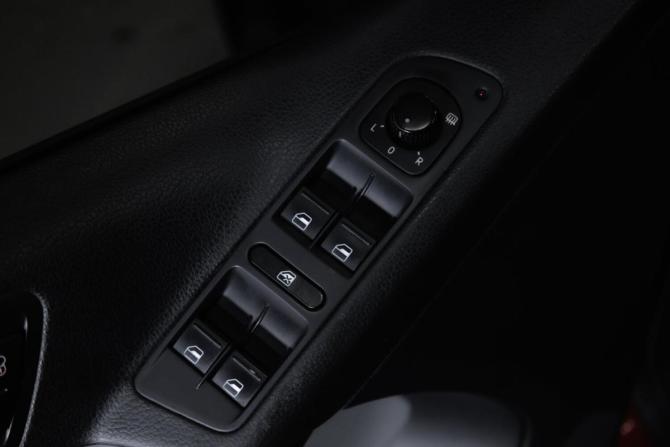 Volkswagen Tiguan I с пробегом 2010 года, цена 850 000 рублей, 242669 км, внедорожник, Автокод Объявления